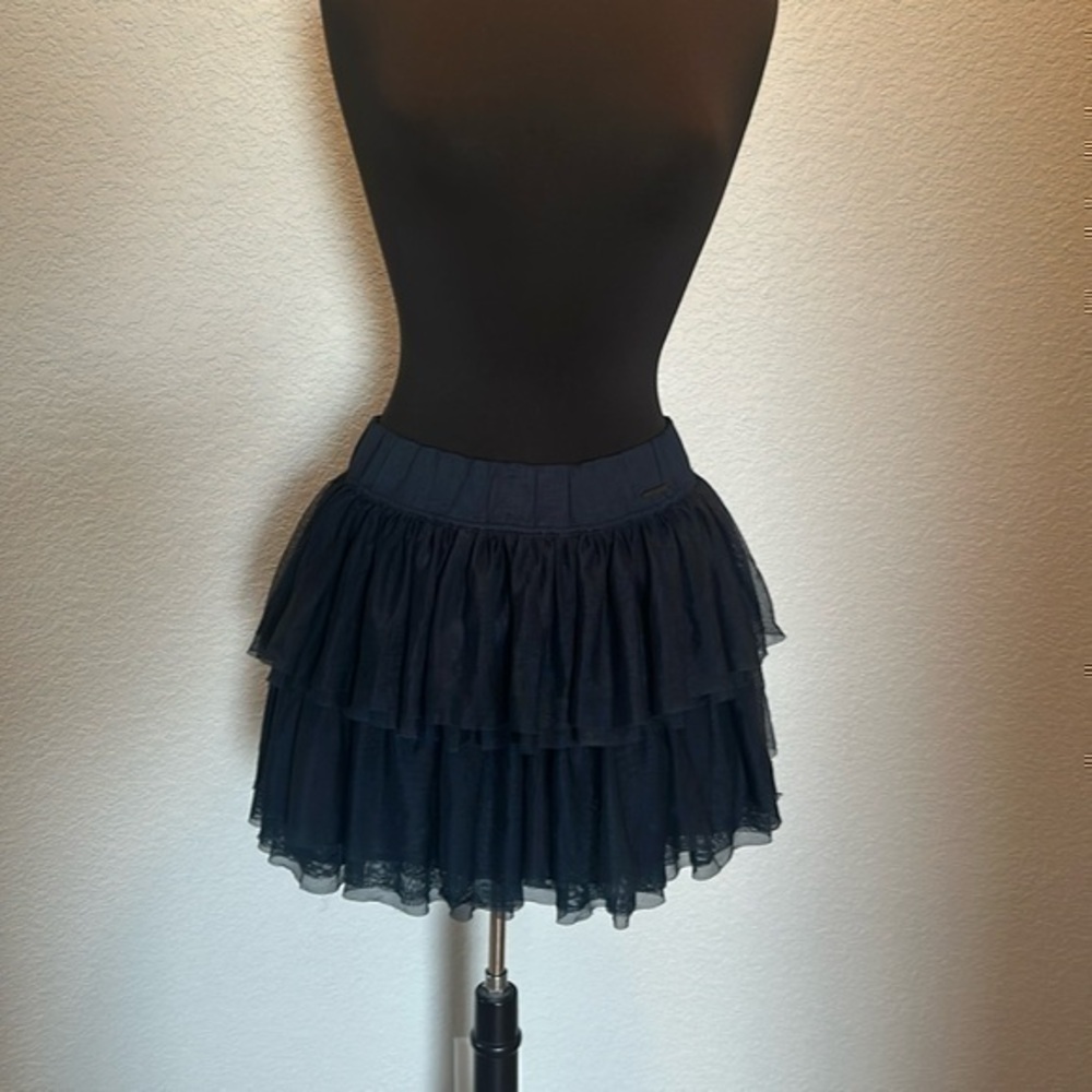 Vintage Abercrombie and Fitch Tiered Mesh Navy Elastic Band Mini Skirt NWOT